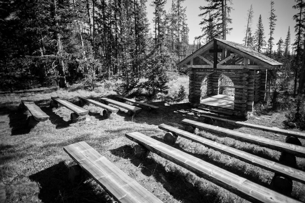 Snowy Mountain Lodge Centennial Buitenkant foto